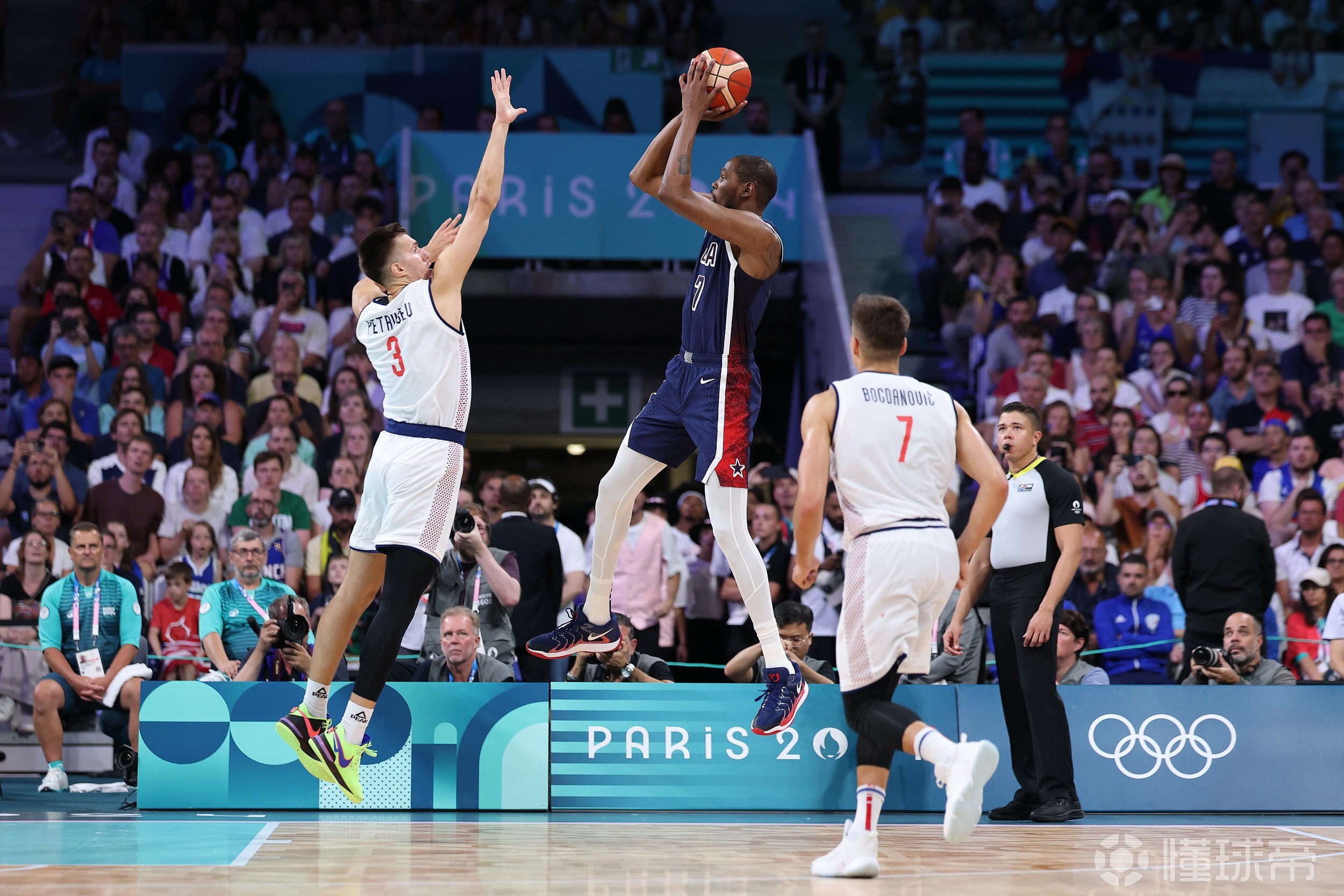 杜兰特连续二十场比赛得分超过惊险取胜，德国队挑战极限！